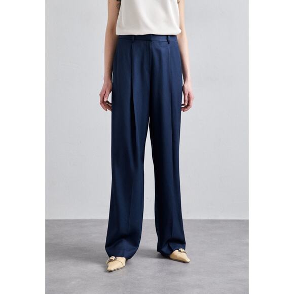 NWT Theory Single Pleat Wide Leg High Rise Draped Pants - Navy Size 2 - Picture 5 of 6